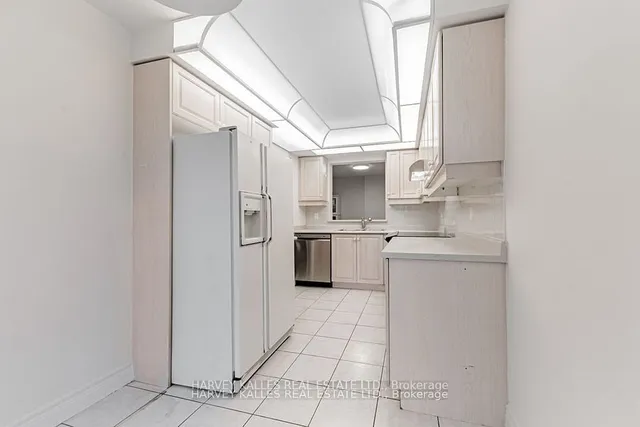 Additional image 11 of 5418 Yonge St Unit TH122