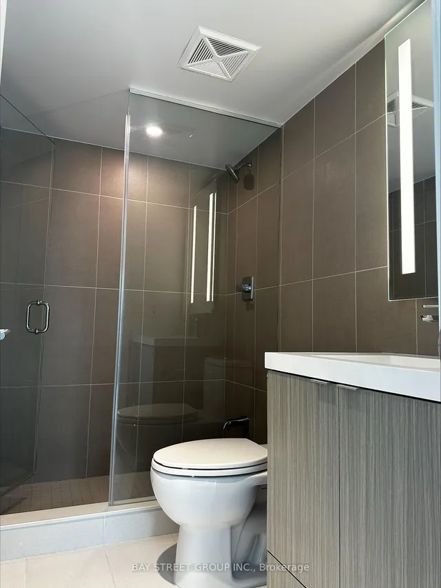 Additional image 20 of 585 Bloor St Unit 921