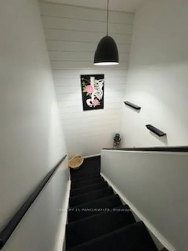 Additional image 10 of 4060 Lawrence Ave Unit 111