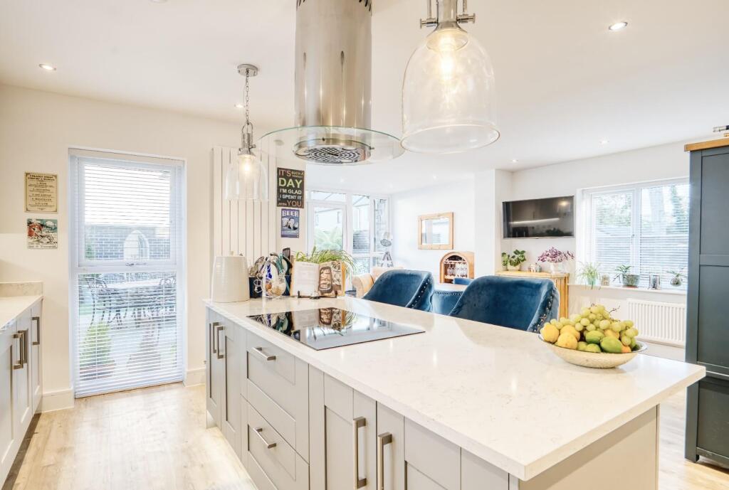 Additional image 9 of Executive four bedroom home on highly popular Court de Wyck development in Claverham