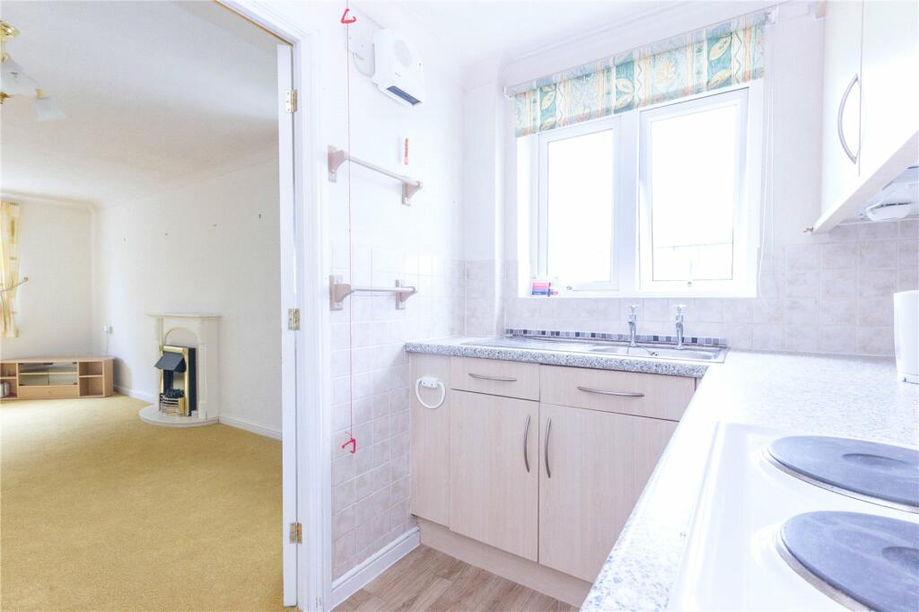Additional image 3 of Beach Road, Weston-super-Mare, Somerset, BS23