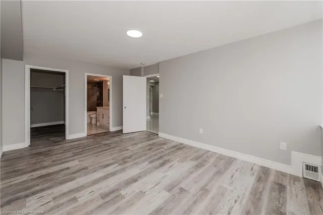Additional image 18 of 3227 King St Unit 308