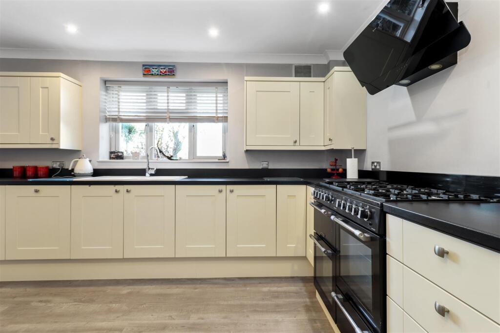 Additional image 15 of Kings Drive, Eastbourne