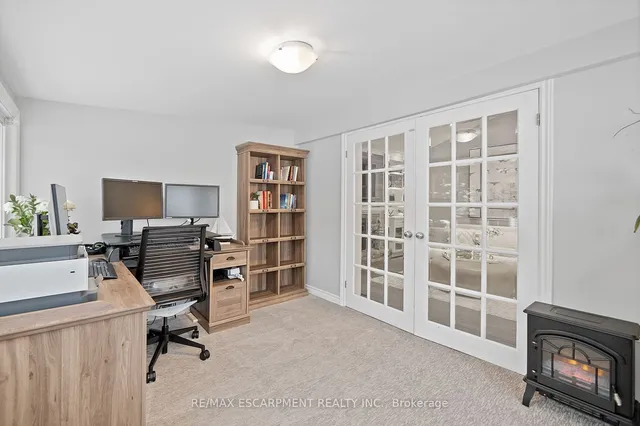 Additional image 15 of 344 Camelot Crt
