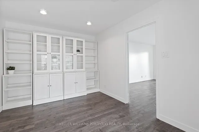 Additional image 24 of 10 Yonge St Unit 2212