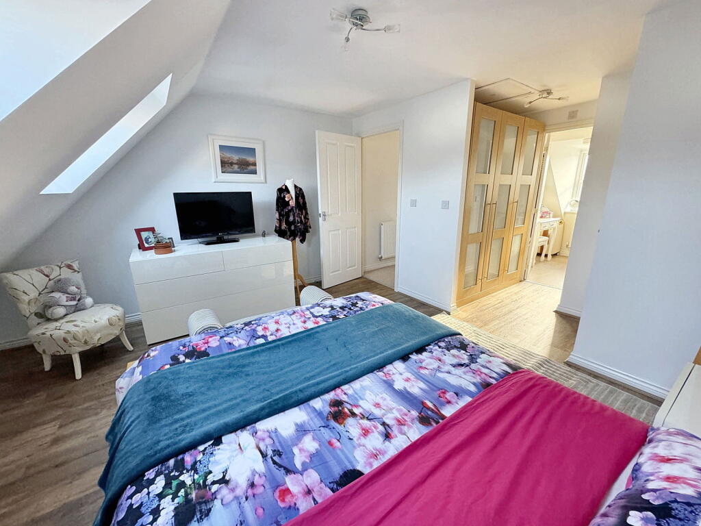 Additional image 16 of Dobede Way, Soham