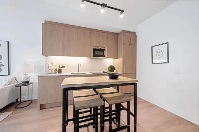 Additional image 10 of 286 Main St Unit 408