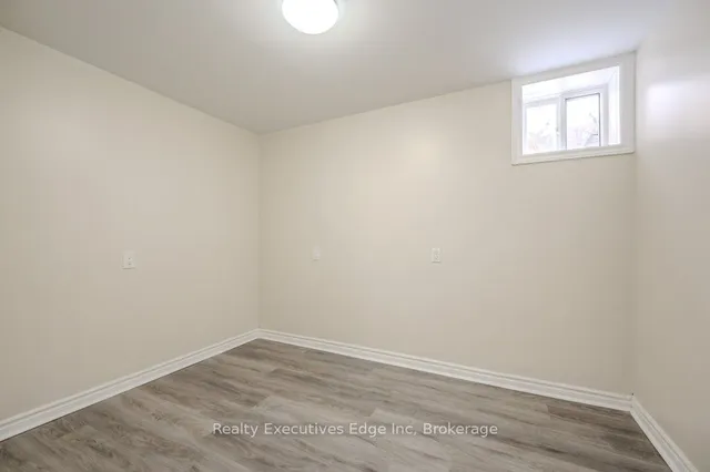 Additional image 39 of 28 Summerhill Cres
