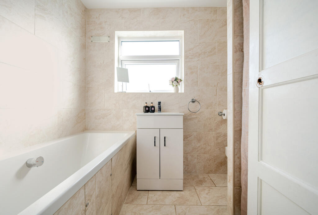 Additional image 7 of Earlstone Crescent, Bristol, Gloucestershire, BS30