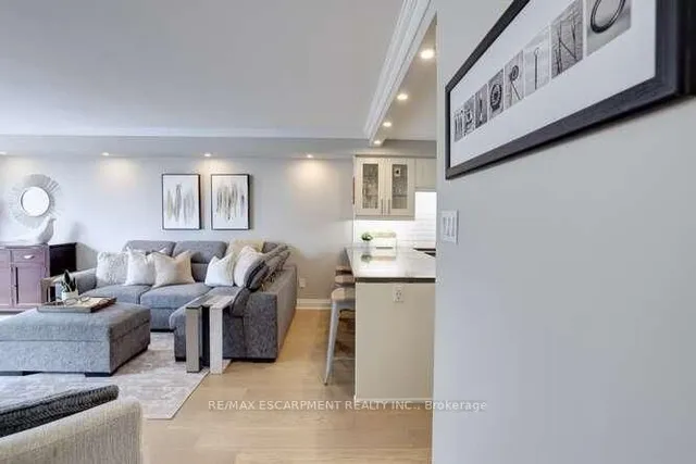 Additional image 27 of 2210 Lakeshore Rd Unit 504