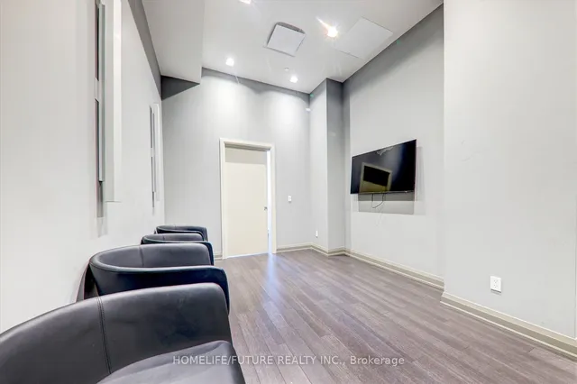 Additional image 29 of 30 Meadowglen Pl Unit 213