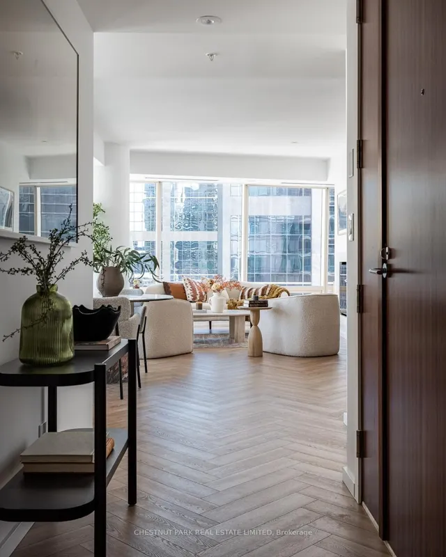 Additional image 2 of 180 University Ave Unit 1906