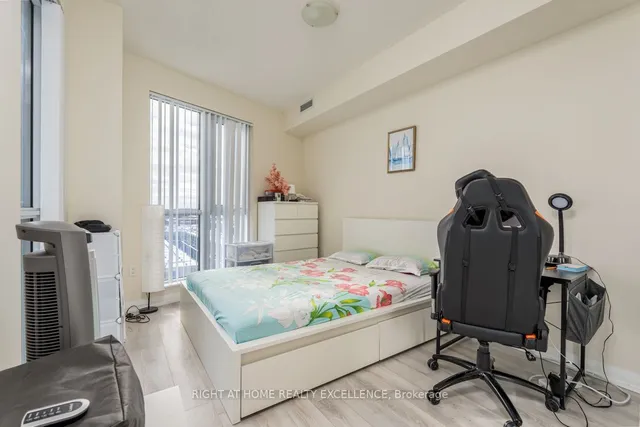 Additional image 19 of 65 Watergarden Dr Unit 504