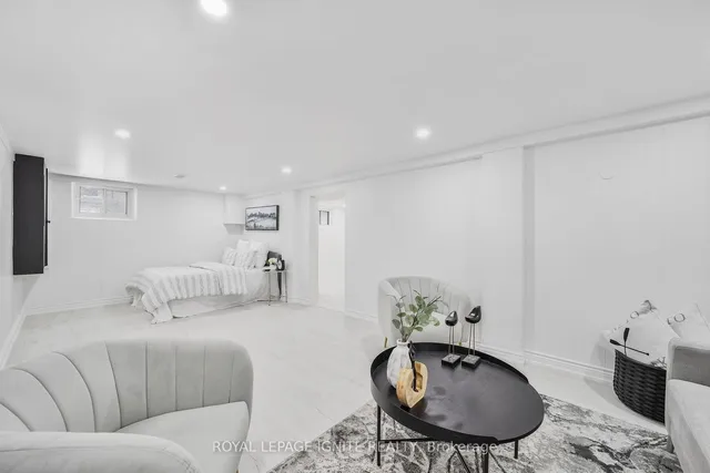 Additional image 20 of 161 Regent Rd