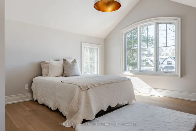 Additional image 22 of 1310 Duncan Rd