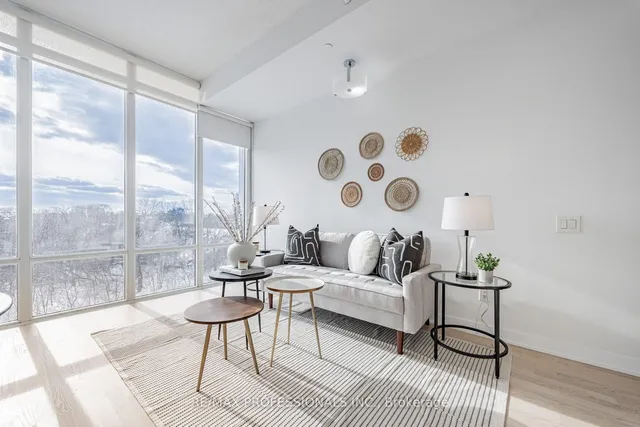 Additional image 5 of 88 Park Lawn Rd Unit 301