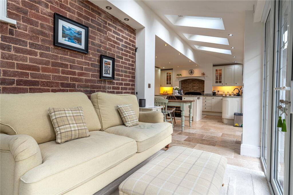 Additional image 10 of The Green, Bonehill, Tamworth, Staffordshire, B78