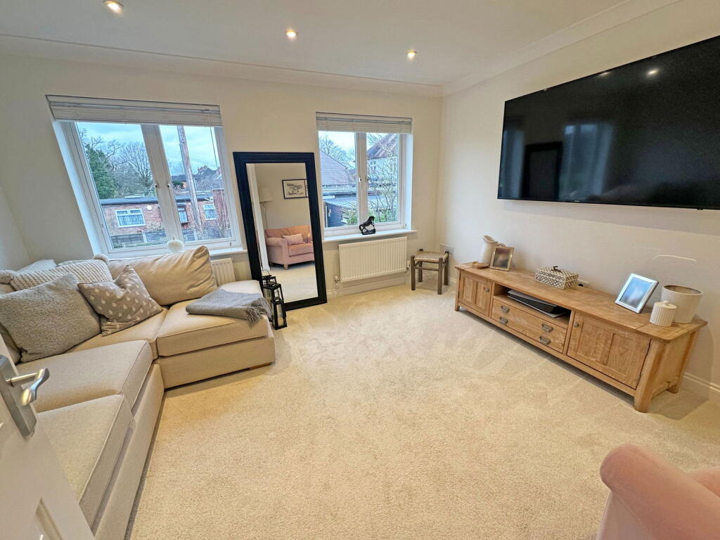Additional image 8 of Innisfree Close, Wythall, B47 6EW