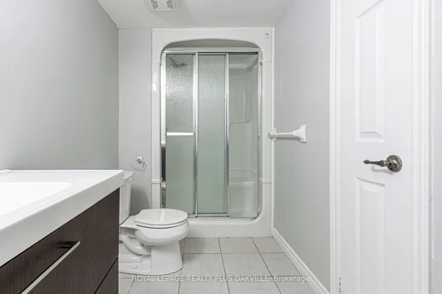 Additional image 20 of 2055 Appleby Line Unit 311