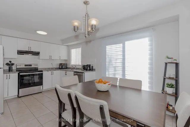 Additional image 11 of 1780 Lampman Ave