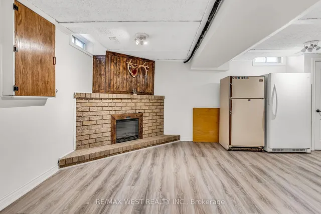 Additional image 40 of 10 Greenwood Cres