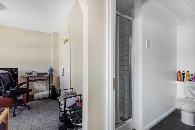 Additional image 11 of Mariner Avenue, Birmingham, B16 - BILLS INCLUDED! - 3 EN-SUITES!