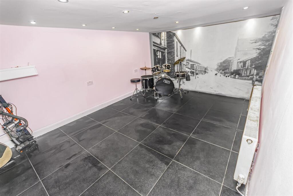 Additional image 9 of Falcon Avenue, Darwen