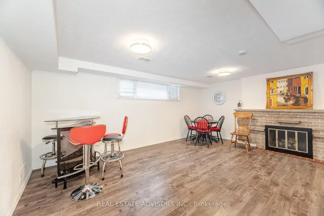 Additional image 24 of 7 Foxwarren Dr