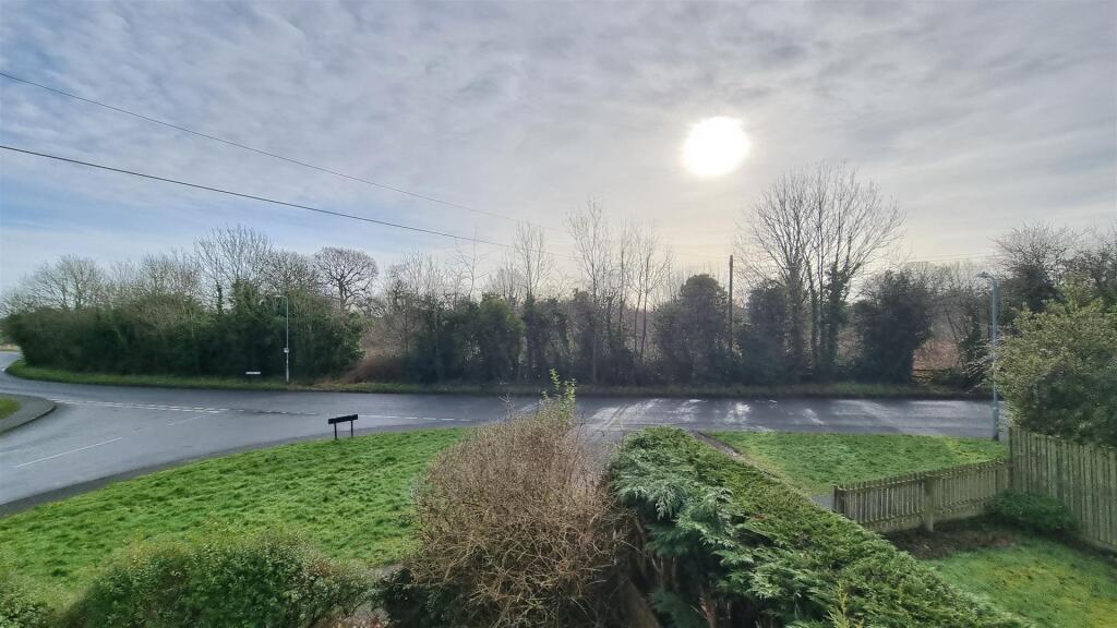 Additional image 10 of Simms Lane, Hollywood