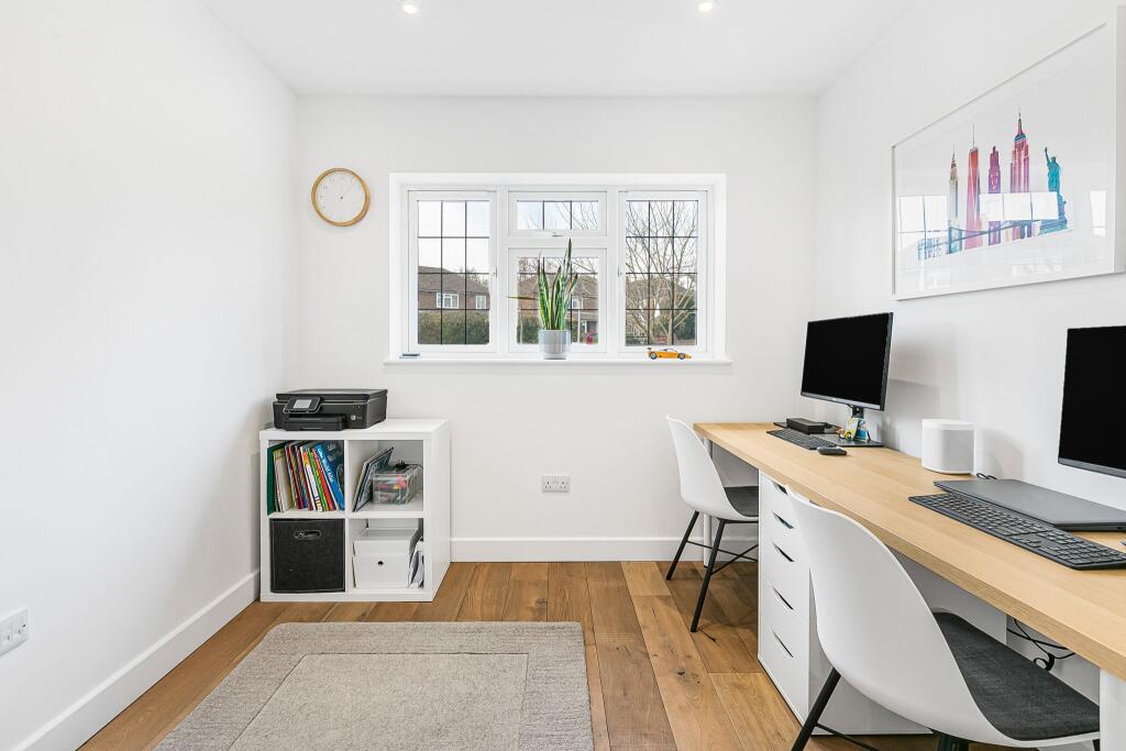 Additional image 11 of Bluebridge Road, Brookmans Park, AL9