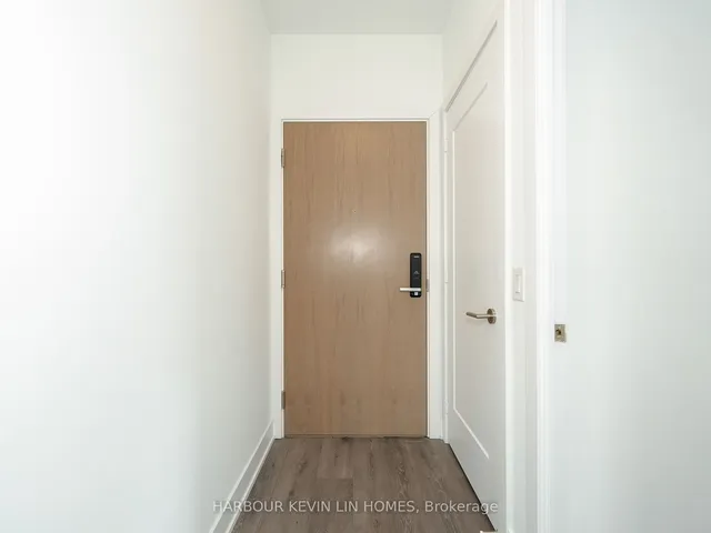 Additional image 13 of 575 Bloor St Unit 2703