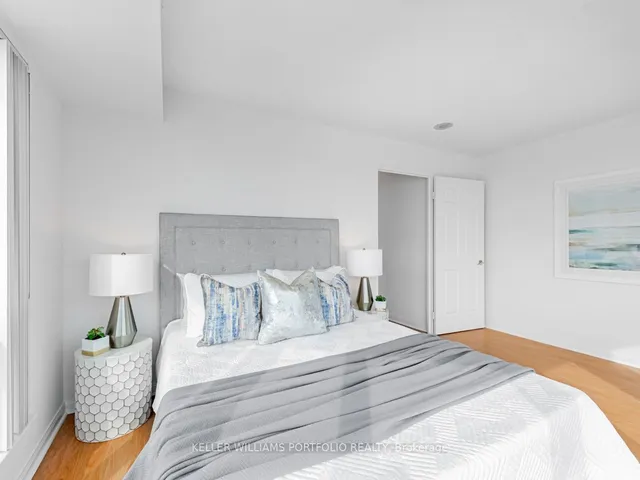 Additional image 15 of 11 Lee Centre Dr Unit PH208