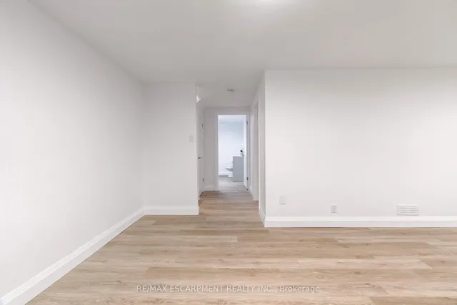 Additional image 37 of 1275 Maple Crossing Blvd Unit 12