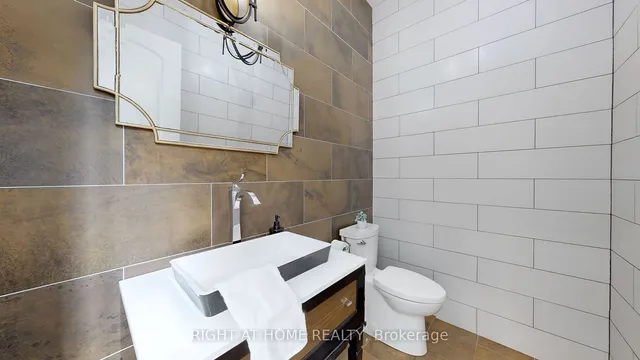 Additional image 17 of 10 Avery Ave