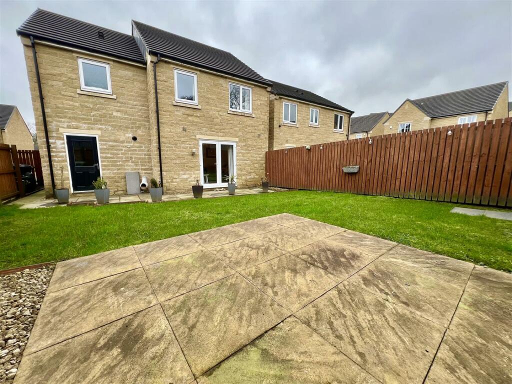 Additional image 18 of Harrowins Farm Drive, Queensbury, Bradford