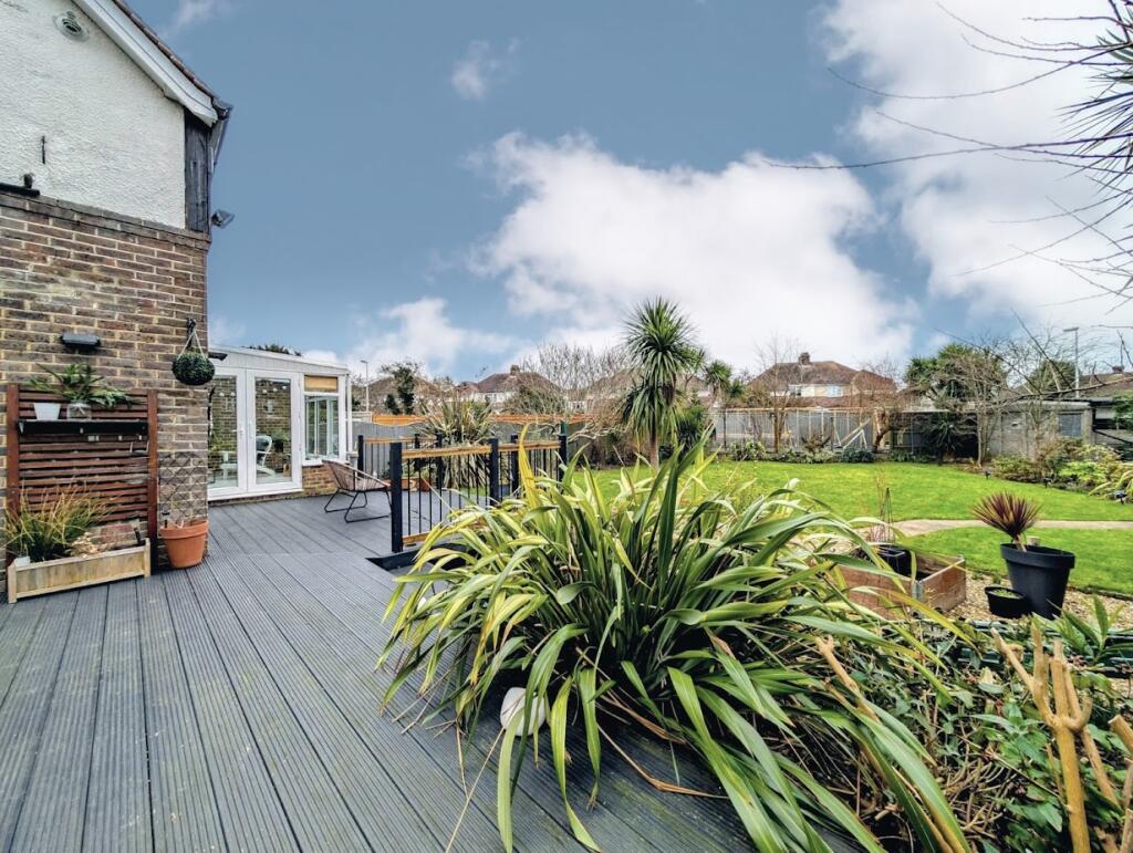 Additional image 19 of Livesay Crescent, Worthing