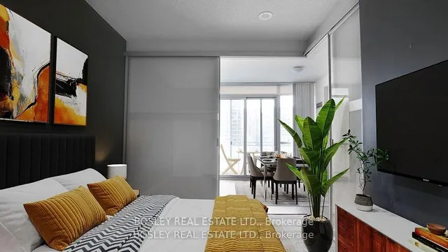 Additional image 4 of 38 Dan Leckie Way Unit 1802