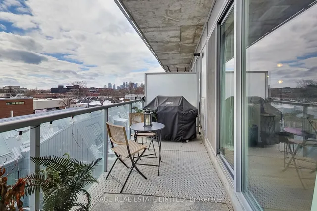 Additional image 19 of 201 Carlaw Ave Unit 509