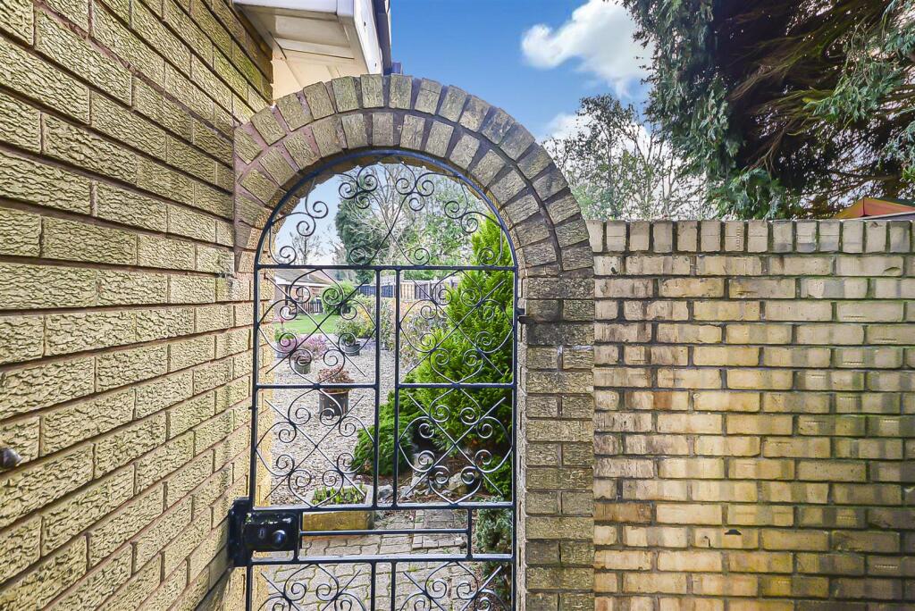 Additional image 26 of Westminster Drive, Kings Heath, Birmingham