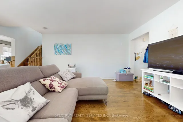 Additional image 7 of 1528 Evans Terr