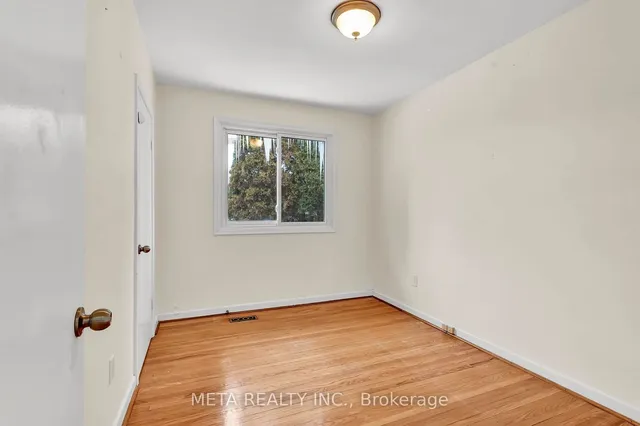 Additional image 13 of 45 Combermere Dr
