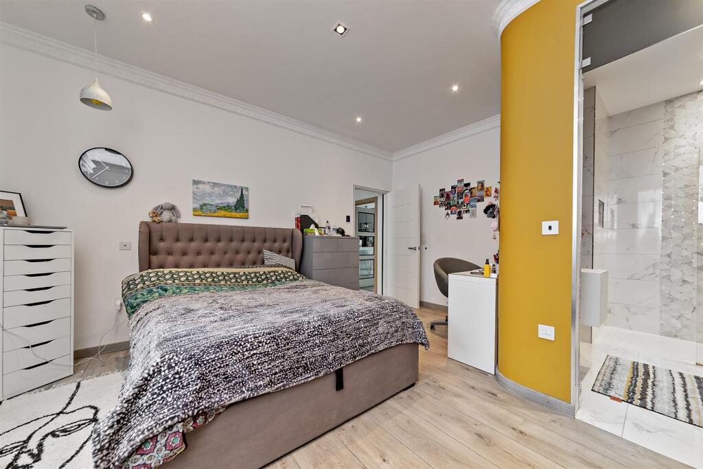 Additional image 12 of West Riding, Bricket Wood, St. Albans