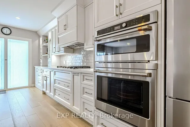 Additional image 9 of 792 Knotty Pine Grve