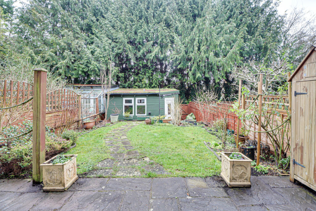 Additional image 7 of St. Martins Close, Harpenden, Hertfordshire, AL5