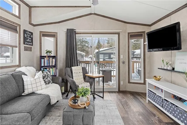 Additional image 3 of 4449 Milburough Line Unit 10 Oak St.