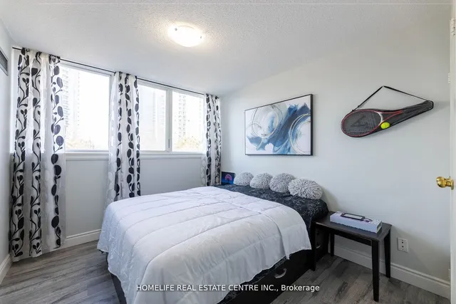 Additional image 22 of 3700 Kaneff Cres Unit 411