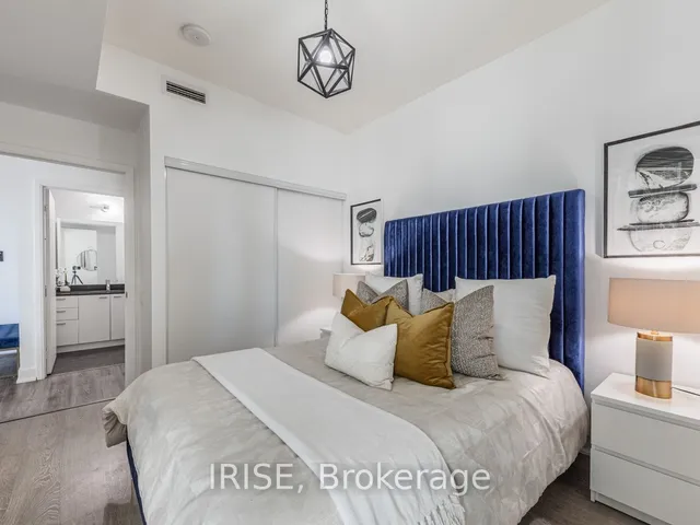 Additional image 12 of 30 Roehampton Ave Unit 610