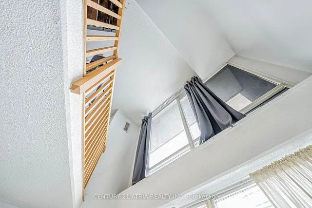 Additional image 12 of 1029 King St Unit 639