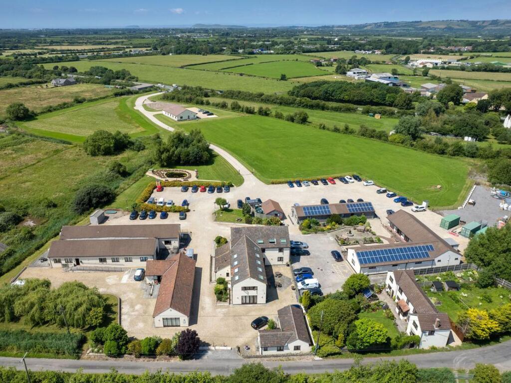 Primary image of The Stables Business Park, Rooks Bridge, Axbridge, United Kingdom, BS26 2TT