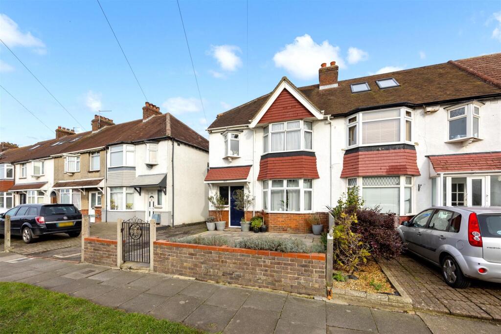 Additional image 17 of Manor Hall Road, Southwick, Brighton